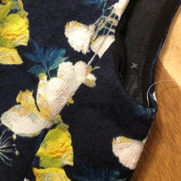 Rachael Roy large dress. 💃* - Picture 2 of 5